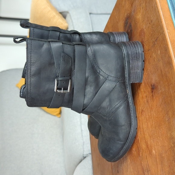 Clark's Leather Moto Boots - Picture 2 of 7